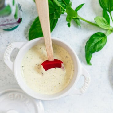 Pesto salad dressing