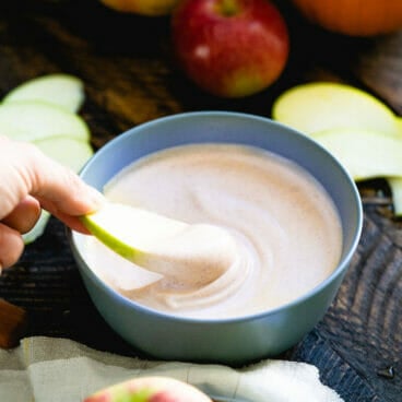 Cinnamon Yogurt Fruit Dip